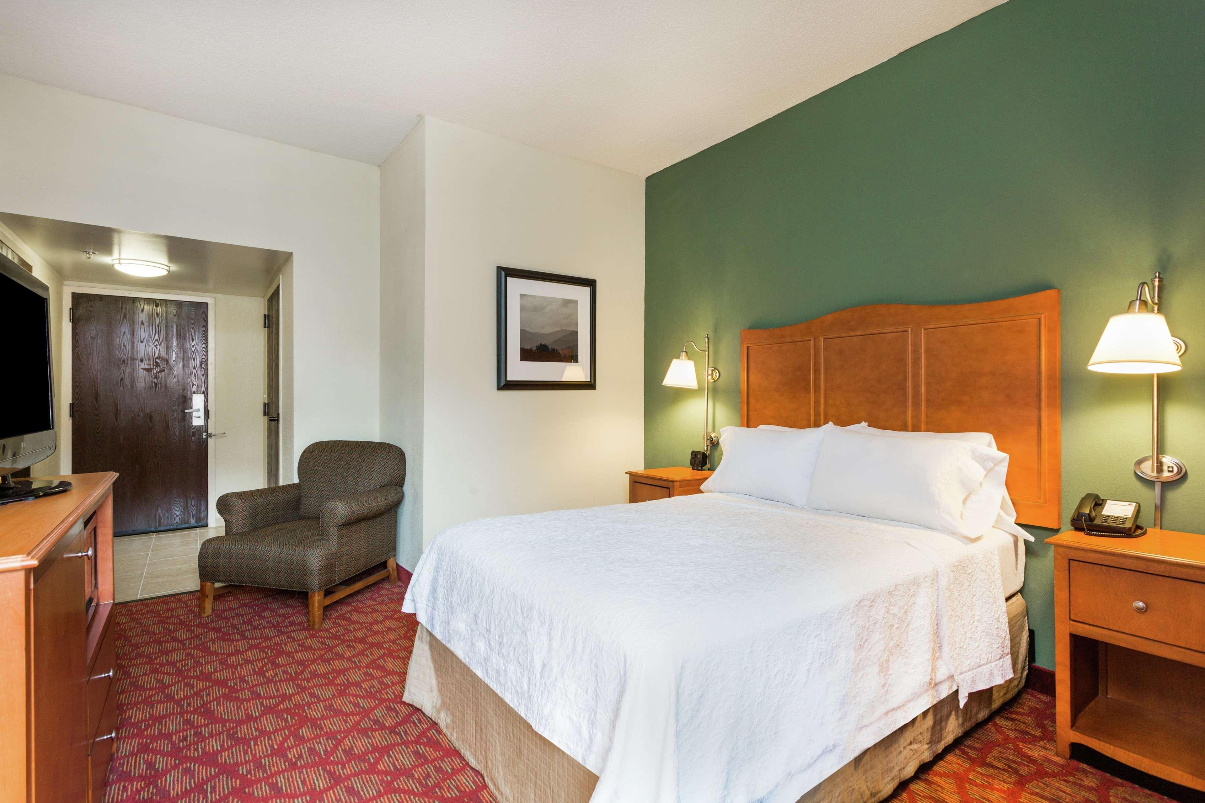 Hampton Inn Bridgeport/Clarksburg Exterior photo