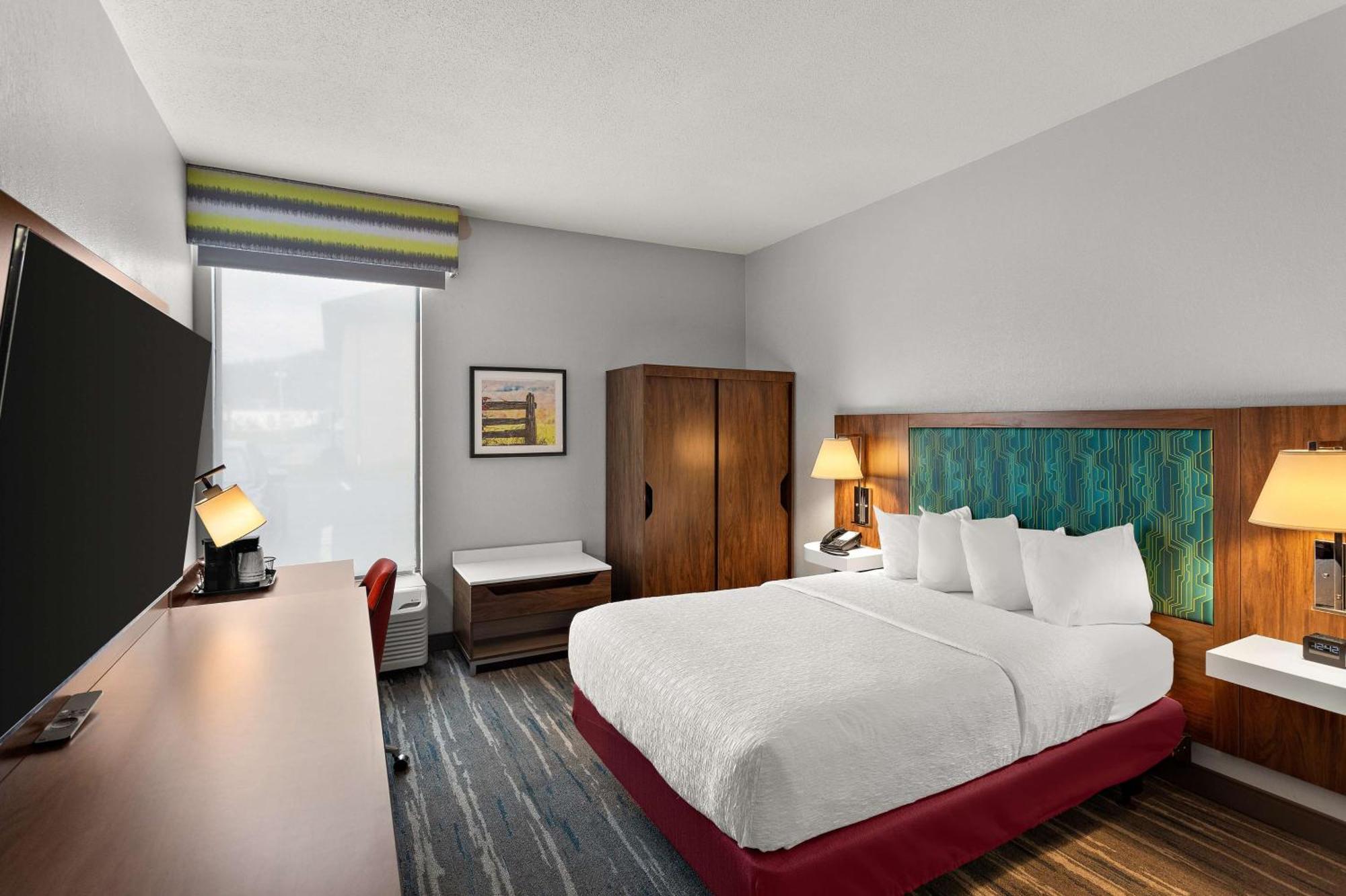 Hampton Inn Bridgeport/Clarksburg Exterior photo